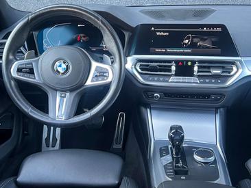 BMW 330e M Sport — photo 18