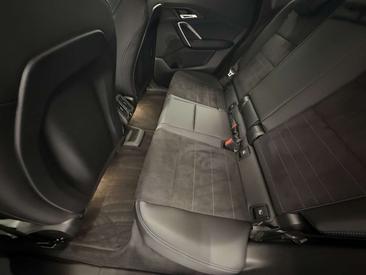 BMW IX1 XDrive30 — photo 13