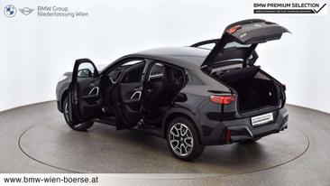 BMW X2 20d XDrive — photo 10