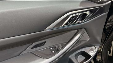 BMW M4 Competition — photo 11
