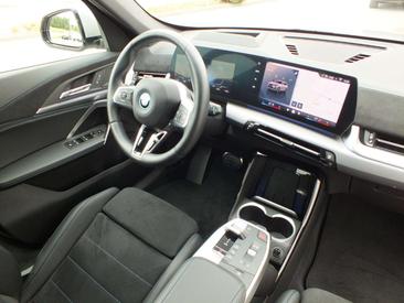 BMW IX1 XDrive30 — photo 24