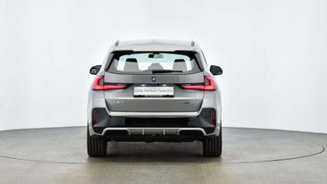 BMW IX1 EDrive20 — photo 2