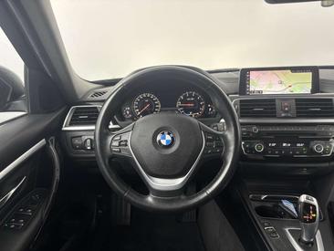 BMW Série 3 Touring 320i — photo 2