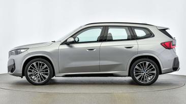 BMW IX1 EDrive20 — photo 4