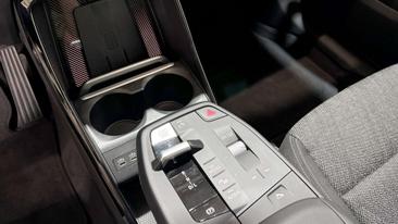 BMW X1 XDrive20d — photo 10