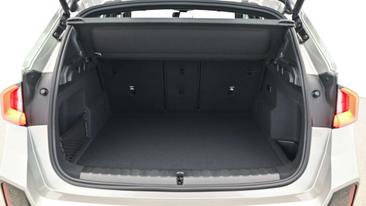 BMW IX1 EDrive20 — photo 12