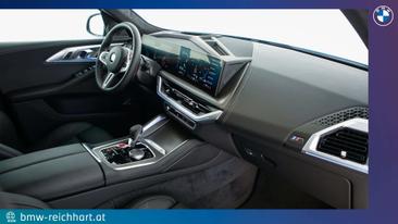 BMW XM 50e — photo 12