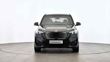 BMW IX1 EDrive20 — photo 6