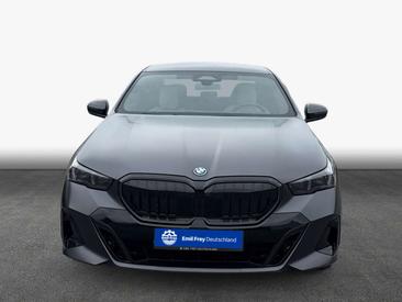 BMW Série 5 550e XDrive — photo 2