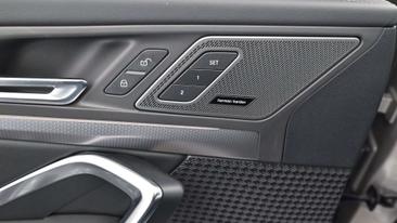 BMW IX1 EDrive20 — photo 17
