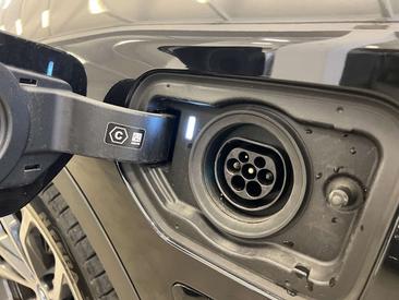 BMW X3 XDrive30e — photo 10