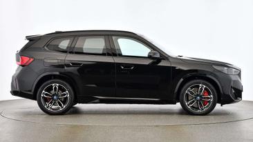 BMW IX1 EDrive20 — photo 8