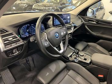BMW X3 XDrive30e — photo 11