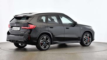BMW IX1 EDrive20 — photo 9