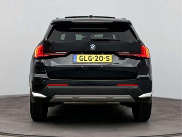 BMW X1 SDrive20i — photo 2