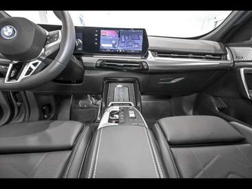 BMW IX1 M Sport EDrive20 — photo 3