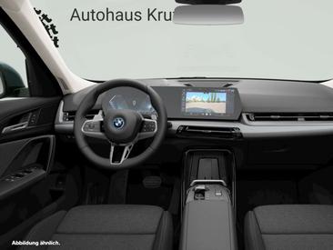 BMW X1 XDrive30e — photo 3