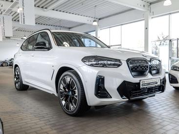 BMW iX3 Shadow Line — photo 5