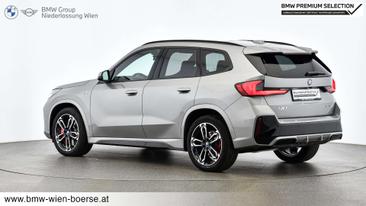 BMW IX1 EDrive20 — photo 3