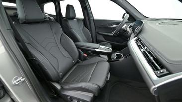 BMW IX1 EDrive20 — photo 24