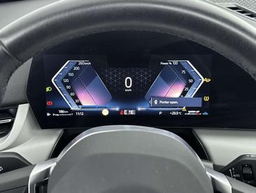 BMW X1 SDrive20i — photo 8