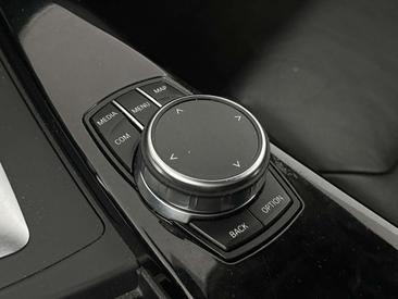 BMW Série 3 Touring 320i — photo 29