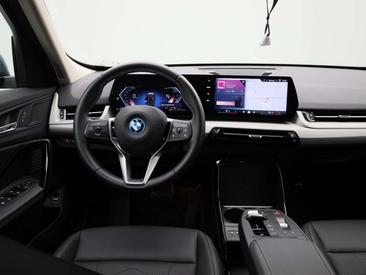 BMW X1 XDrive25e — photo 6