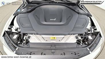 BMW I4 Gran Coupé XDrive40 — photo 25