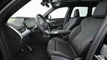 BMW IX1 EDrive20 — photo 22