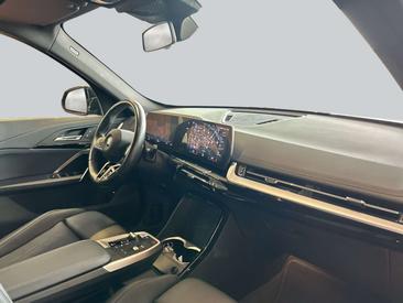 BMW IX1 M-Sport XDrive30 — photo 14