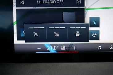BMW IX XDrive45 — photo 18