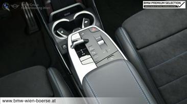 BMW IX1 EDrive20 — photo 16