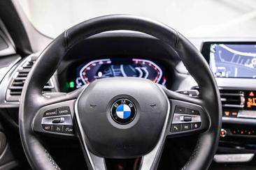 BMW X3 20i XDrive — photo 14