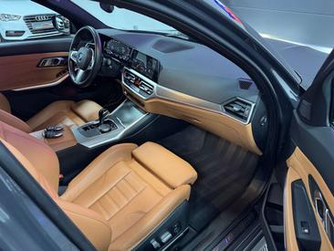 BMW 330 M Sport 330e — photo 16