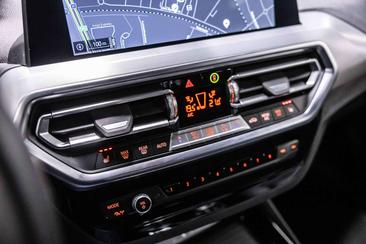 BMW X3 20i XDrive — photo 22