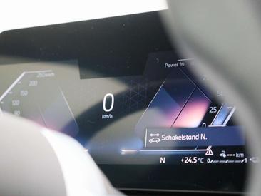 BMW X1 XDrive25e — photo 23