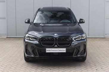 BMW iX3 — photo 4