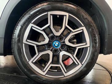 BMW IX2 XDrive30 — photo 5