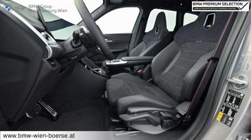 BMW IX1 EDrive20 — photo 22