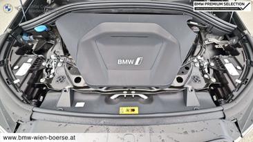 BMW IX1 EDrive20 — photo 23