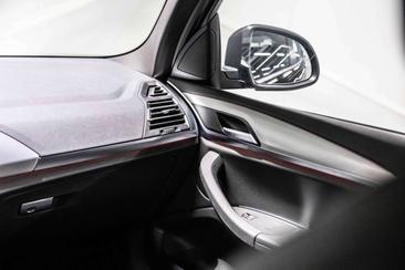BMW X3 20i XDrive — photo 27