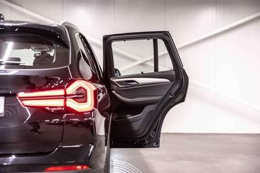 BMW X3 20i XDrive — photo 30