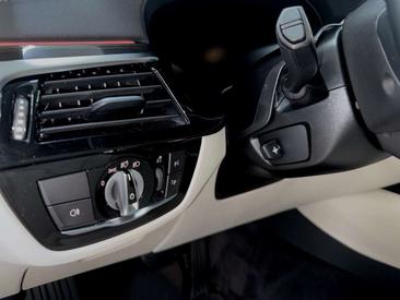 BMW Série 5 Luxury 520d — photo 17