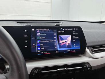 BMW X1 XDrive25e — photo 8