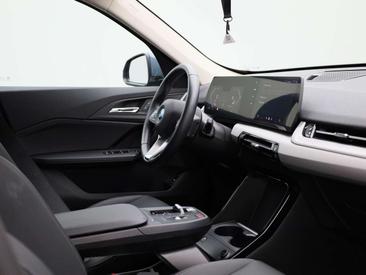 BMW X1 XDrive25e — photo 37