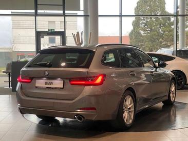 BMW Série 3 Touring 318d — photo 19