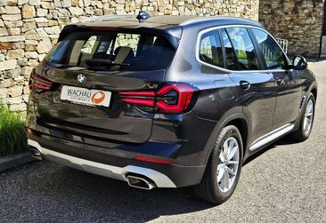BMW X3 18d SDrive — photo 12