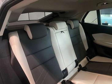 BMW IX2 XDrive30 — photo 20