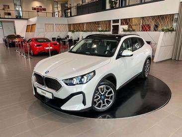 BMW IX2 XDrive30 — photo 28