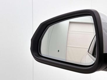 BMW X1 XDrive25e — photo 26